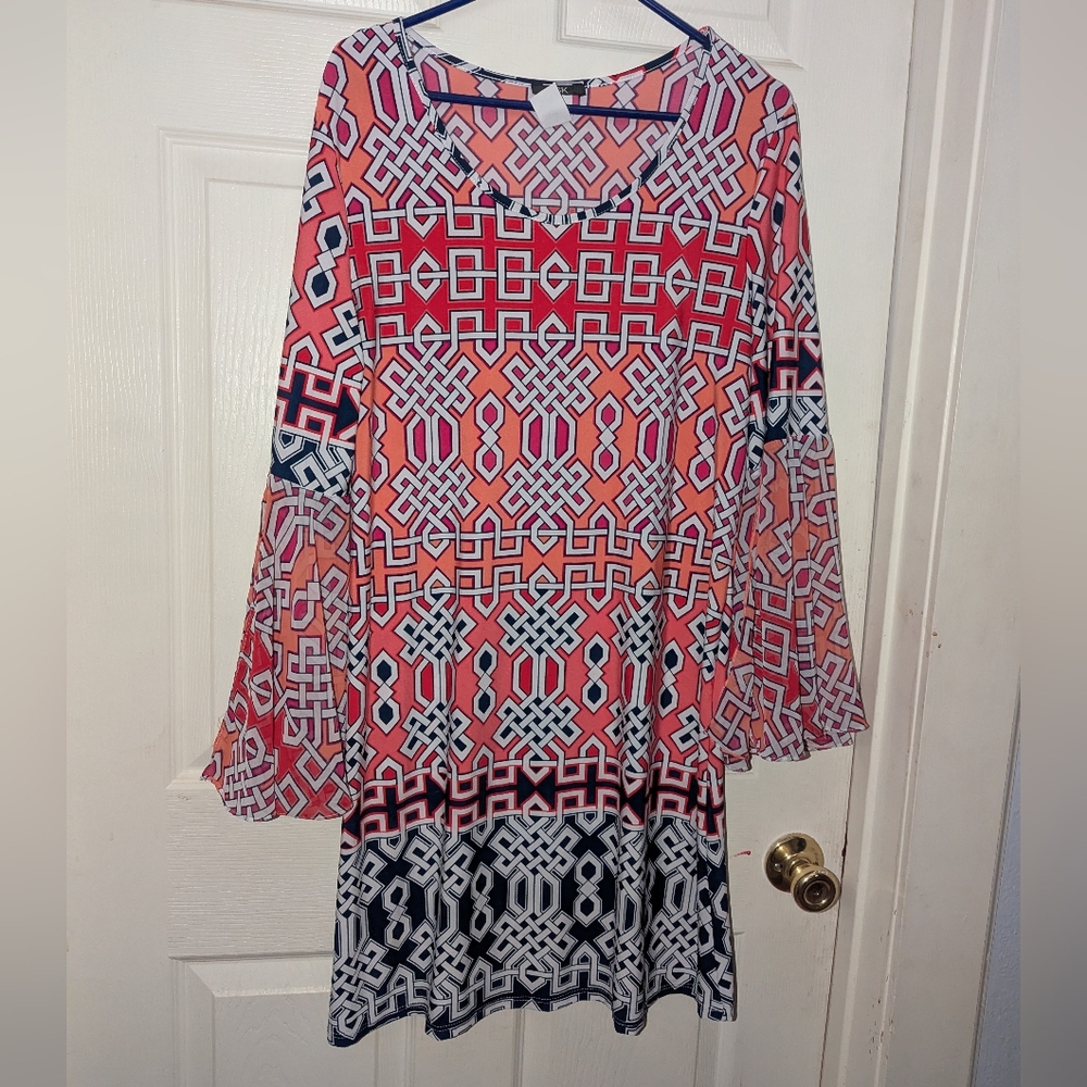 Geometric Patterned Dress in Red and Black